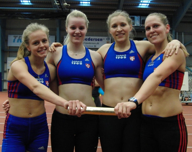 4 x 200 m kvinder DM guld 2014: Mette, Annelouise, Anna og Tine